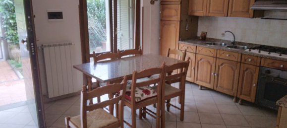 Дом с 5 комнатами в Ареццо, Италия № 45009 14