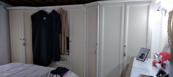 Дом с 5 комнатами в Ареццо, Италия № 45009 8