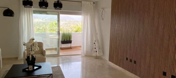 Apartamento de 2 dormitorios en Marbella, Spain No. 81119 5