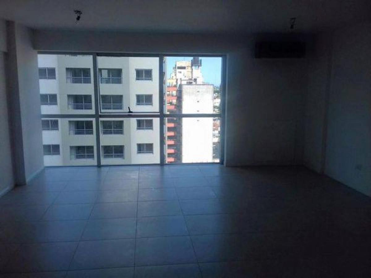 40m² Office in Lomas de Zamora, Argentina No. 24517