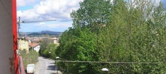 5 rooms Apartment in Loreto Aprutino, Italy No. 254787 3