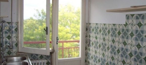 5 rooms Apartment in Loreto Aprutino, Italy No. 254787 4