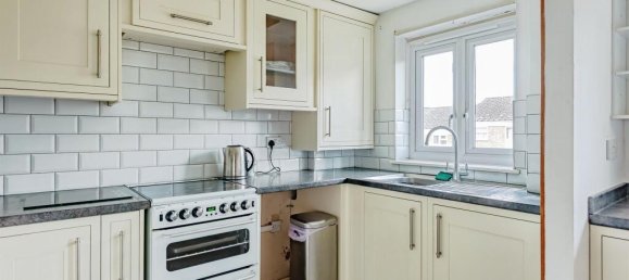 1 bedroom Maisonette in Crawley, United Kingdom No. 6304 7