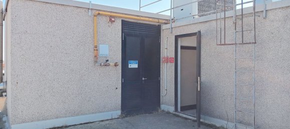 Bureau à Arcore, Italy 285m² No. 167070 33