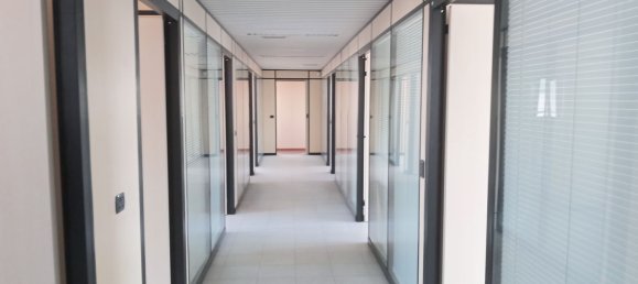 Bureau à Arcore, Italy 285m² No. 167070 9