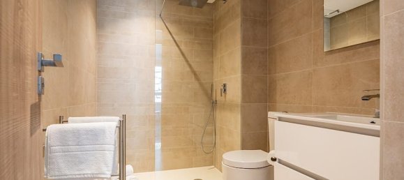 Квартира с 3 спальнями в Бенахавис, Испания № 77594 8