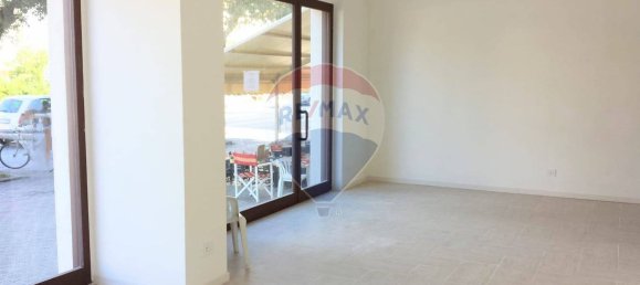 136m² Commercial property in Camaiore, Italy No. 306989 6
