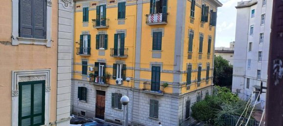 6 rooms Apartment in Naples, Italy No. 21367 11