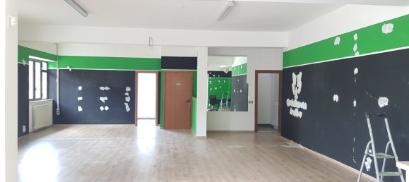 230m² Commercial property in Prata di Principato Ultra, Italy No. 179332 17