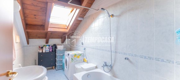 2 rooms Apartment in Magenta, Italy No. 275857 4