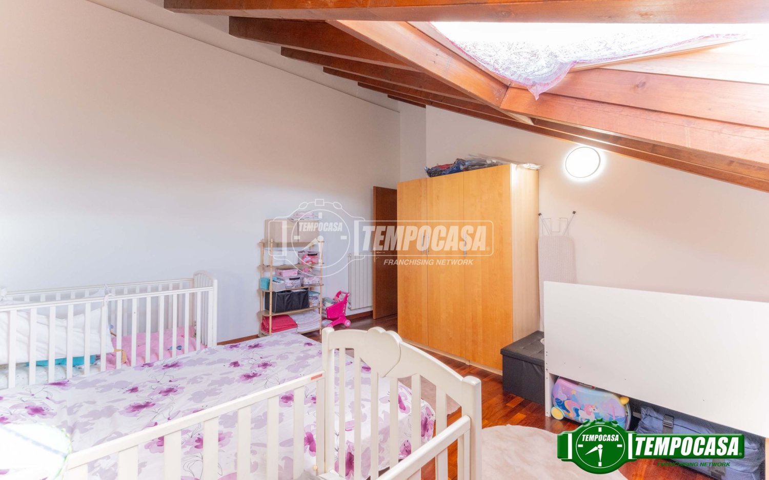 2 rooms Apartment in Magenta, Italy No. 275857