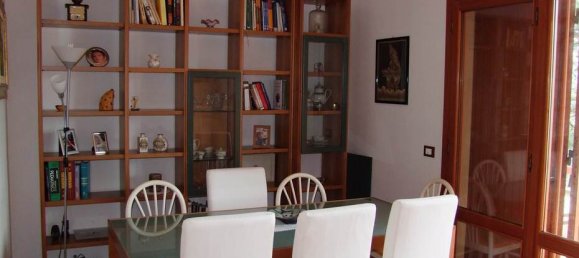 4 bedrooms Villa in Dicomano, Italy No. 206042 11