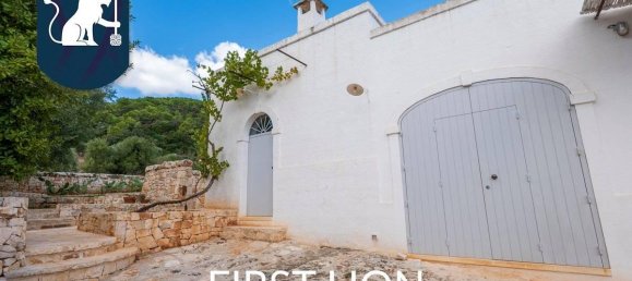 12 rooms House in Fasano, Italy No. 18469 7