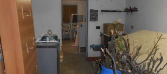 4 bedrooms Apartment in Valera Fratta, Italy No. 364622 9