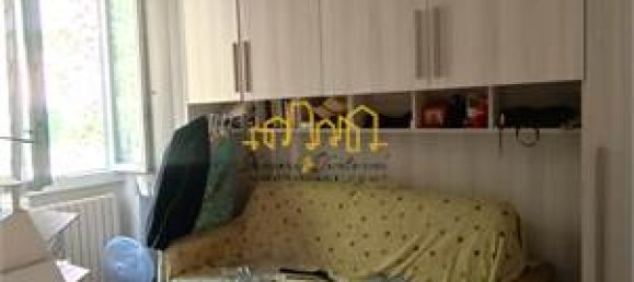 3-salle Appartement à Anzano del Parco, Italy No. 279099 17