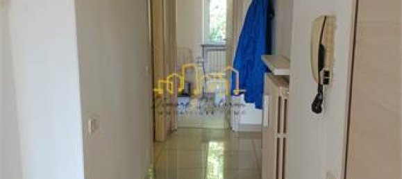 3-salle Appartement à Anzano del Parco, Italy No. 279099 23