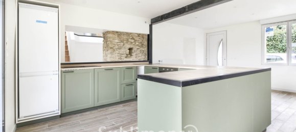 3 bedrooms House in Nivillac, France No. 339773 2