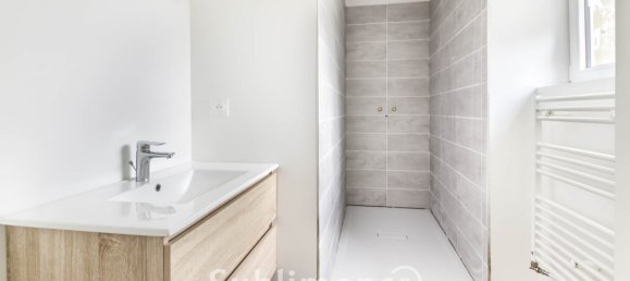 3 bedrooms House in Nivillac, France No. 339773 6