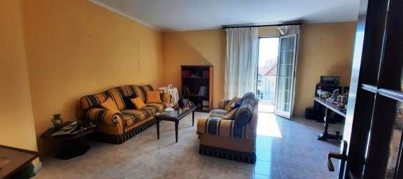 4-salle Appartement à Syracuse, Italy No. 288686 2