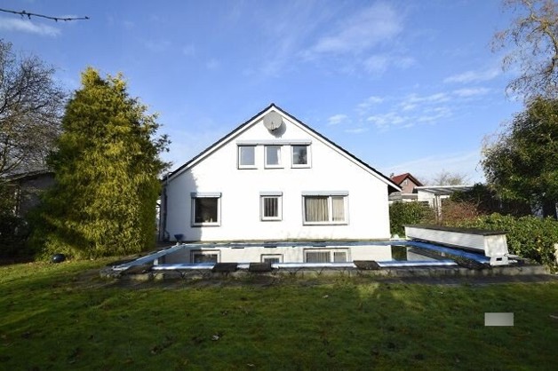 Adosado de 6 habitaciónes en Diepholz, Germany No. 230298