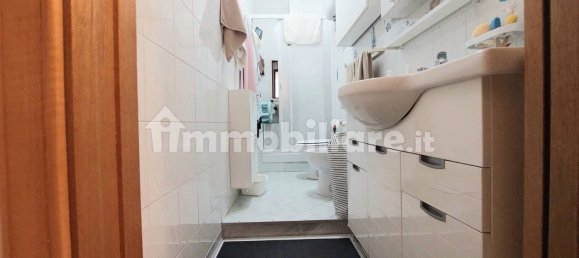 3 bedrooms Apartment in Naples, Italy No. 94563 11