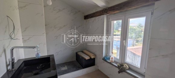 Дом с 2 спальнями в Кастелламонте, Италия № 283190 23