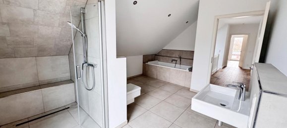 4 chambres Maison à North Rhine-Westphalia, Germany No. 307553 11