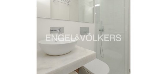 7 rooms Commercial property in Lisbon, Portugal No. 45453 16