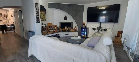 4 Schlafzimmer Villa in Livorno, Italy, Nr. 119087 5