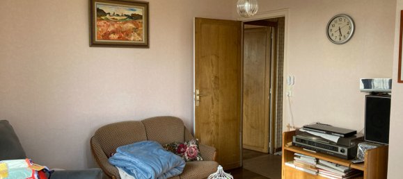 3 Schlafzimmer Haus in La Loupe, France, Nr. 75801 12