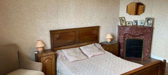 3 Schlafzimmer Haus in La Loupe, France, Nr. 75801 9