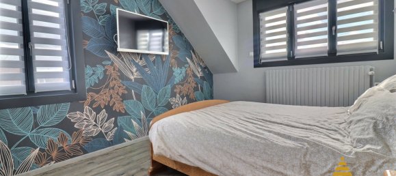 5 bedrooms House in Cambrai, France No. 54947 10