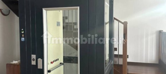 3 bedrooms Villa in Lurate Caccivio, Italy No. 14004 17