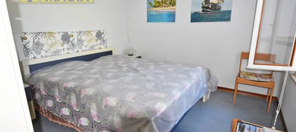 3 rooms Apartment in San Benedetto del Tronto, Italy No. 111192 2