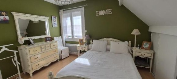 Casa de 4 dormitorios en Longuenesse, France No. 343225 9