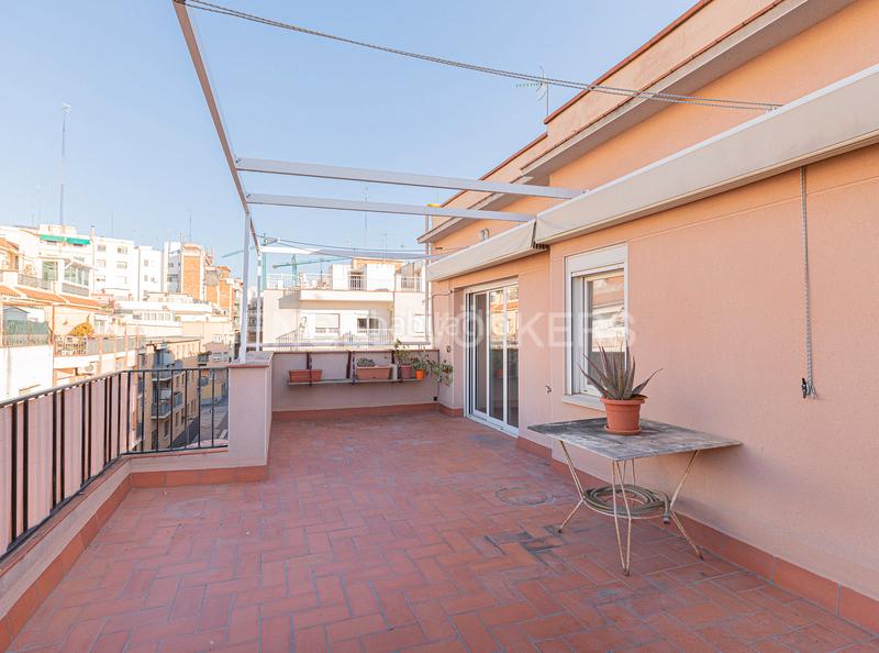 Penthouse T4 em Horta-Guinardo, Spain N.º 134452