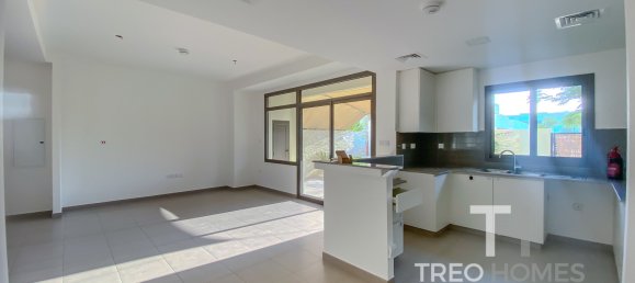 3 bedrooms Townhouse in Town Square, UAE No. 28982 4