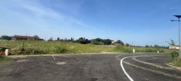 599m² Land in Verdun-sur-Garonne, France No. 308357 11