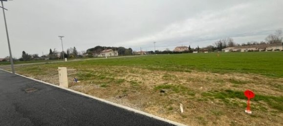 599m² Land in Verdun-sur-Garonne, France No. 308357 4