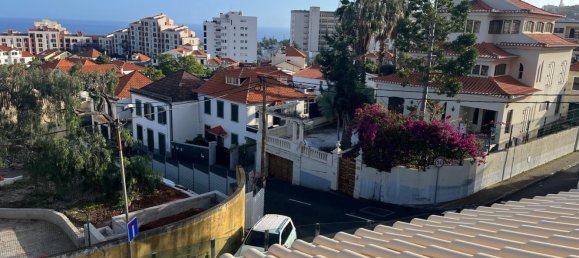 3 bedrooms House in Funchal, Portugal No. 146302 16