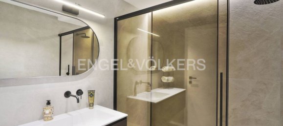 2 bedrooms Apartment in Livorno, Italy No. 129971 4