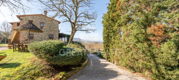 5 Schlafzimmer Haus in Paciano, Italy, Nr. 138200 32