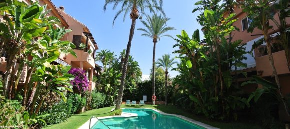 2 chambres Appartement à Marbella, Spain No. 146663 6