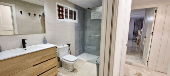 2 chambres Appartement à Marbella, Spain No. 146663 25