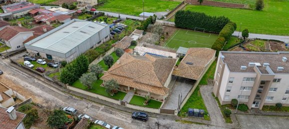 4 bedrooms House in Milheiros de Poiares, Portugal No. 21000 6