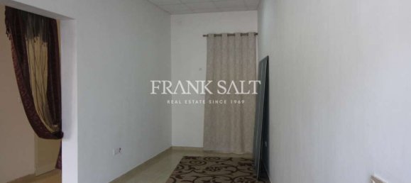 Tienda en Mosta, Malta 180 m² No. 12926 5