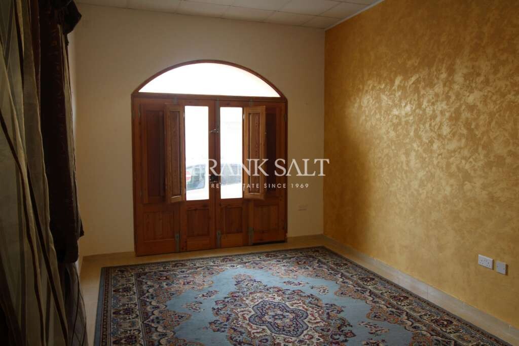 Tienda en Mosta, Malta 180 m² No. 12926