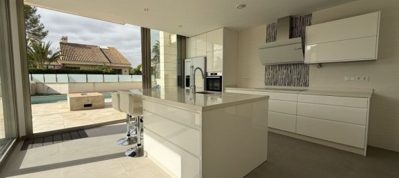 5 غرف نوم فيلا في Alicante, Spain رقم 183591 24