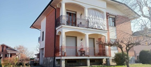 Вилла с 15 комнатами в Куаттордио, Италия № 163070 2