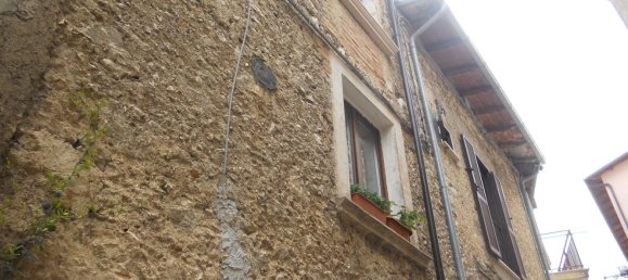 3 rooms House in Scurcola Marsicana, Italy No. 72330 21
